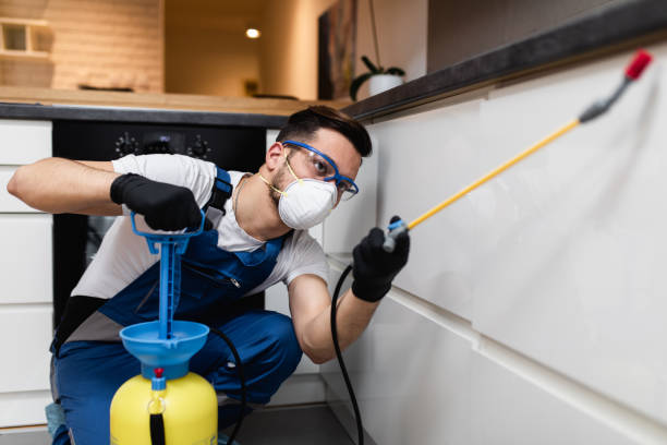 Best Commercial Pest Control Services  in Buckingham, FL